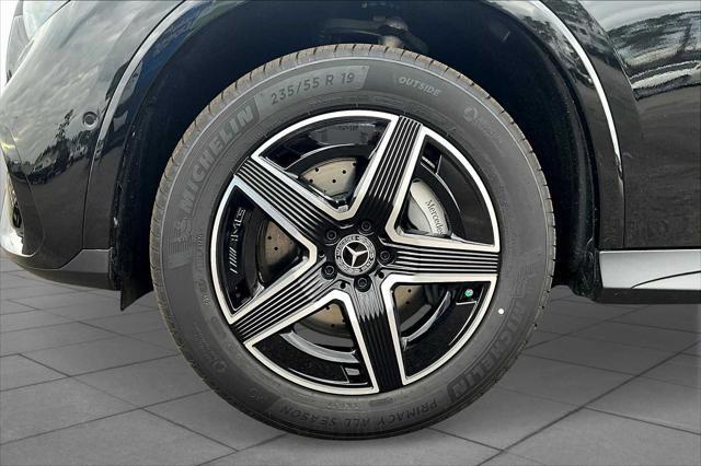 used 2025 Mercedes-Benz GLC 300 car