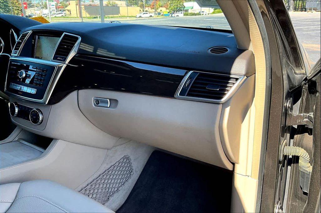 used 2013 Mercedes-Benz M-Class car, priced at $12,598