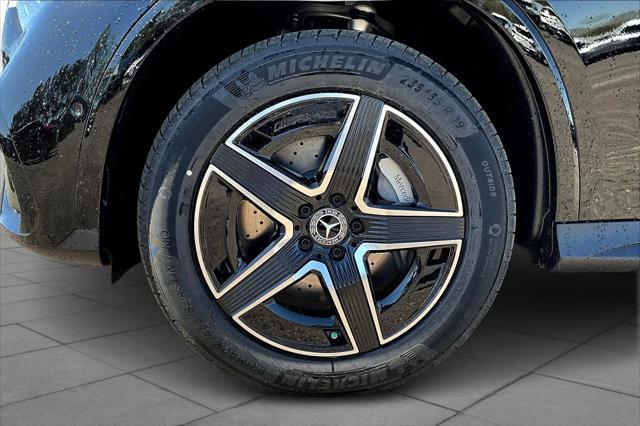 new 2025 Mercedes-Benz GLC 300 car, priced at $55,835
