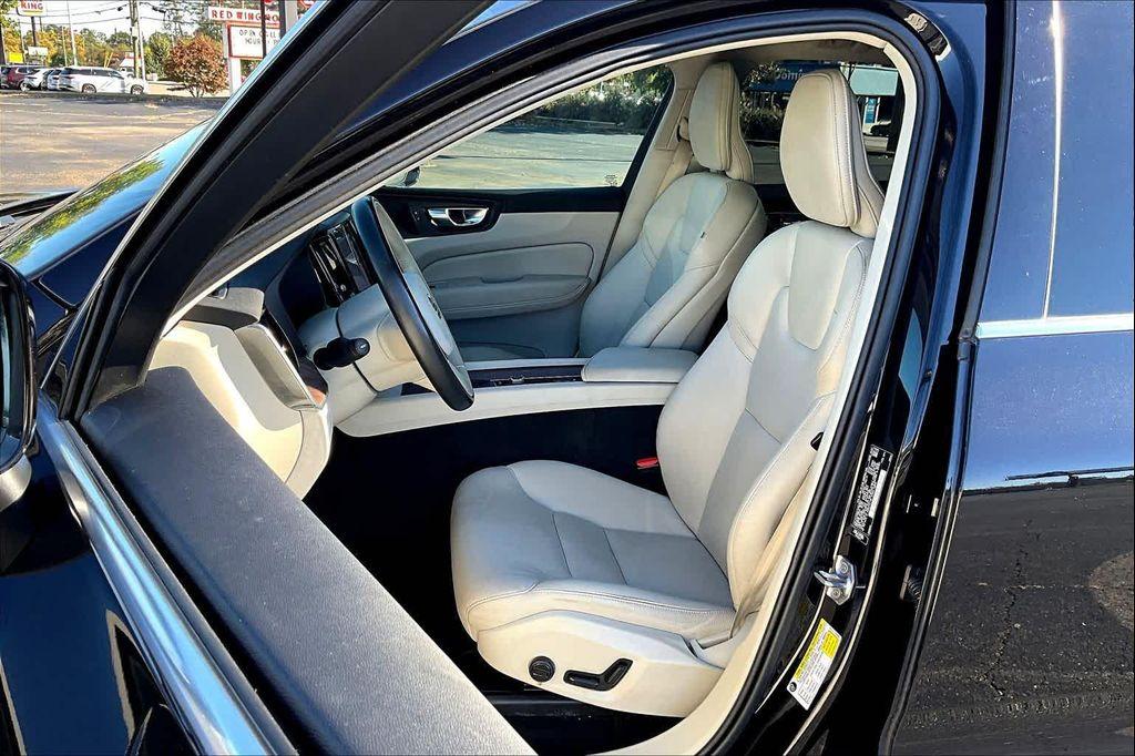 used 2021 Volvo XC60 car, priced at $23,998