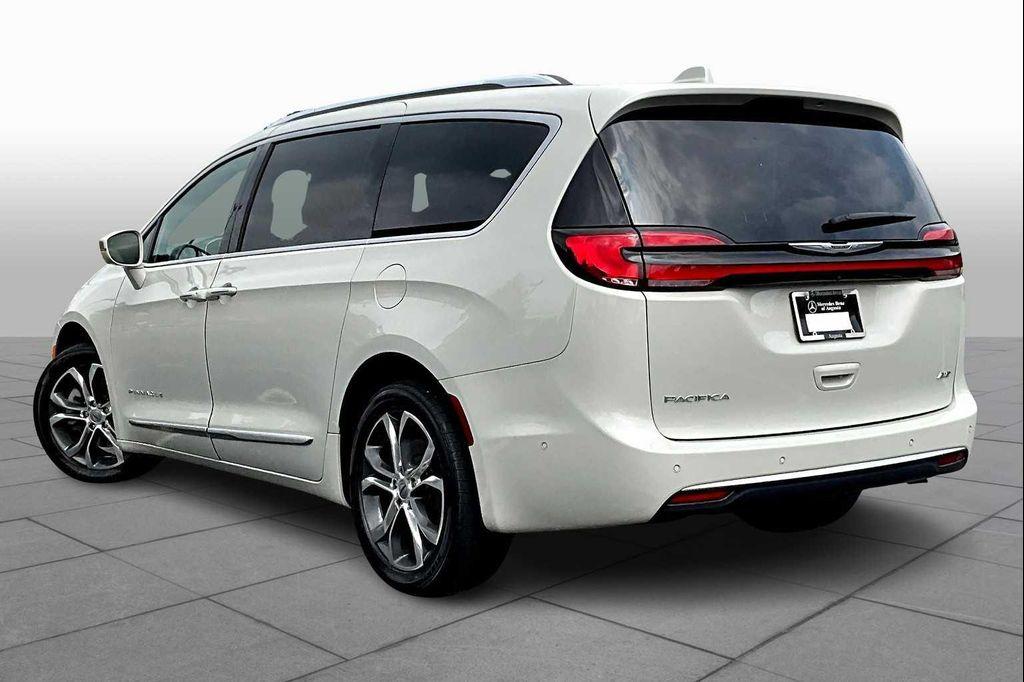 used 2021 Chrysler Pacifica car, priced at $31,998