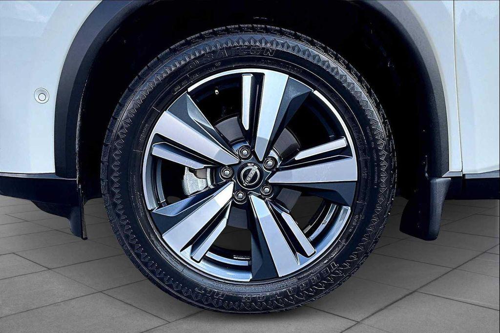 used 2023 Nissan Rogue car, priced at $19,898