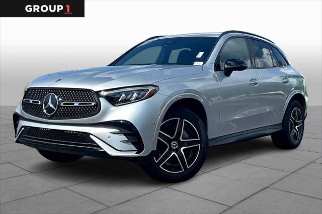 new 2025 Mercedes-Benz GLC 300 car, priced at $55,445