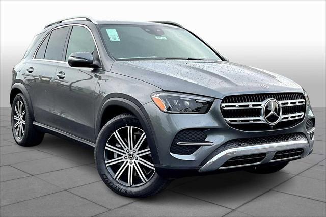 new 2025 Mercedes-Benz GLE 450 car, priced at $77,995