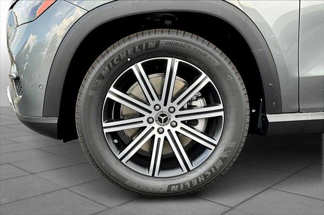 new 2025 Mercedes-Benz GLE 450 car, priced at $77,995
