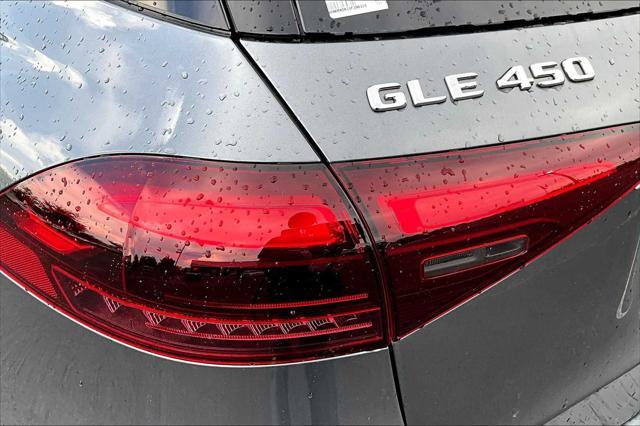 new 2025 Mercedes-Benz GLE 450 car, priced at $77,995