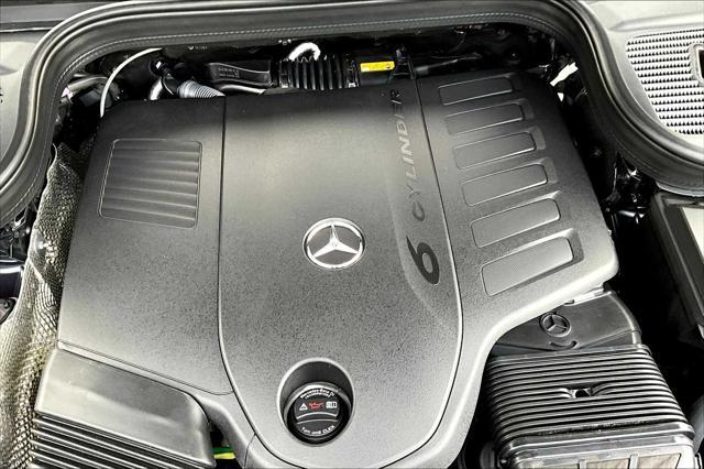 new 2025 Mercedes-Benz GLE 450 car, priced at $77,995