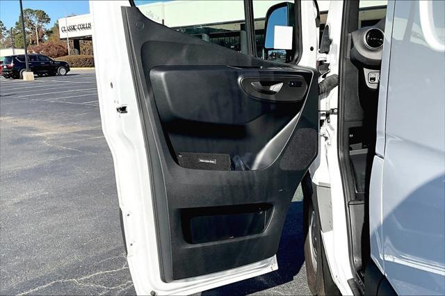 new 2024 Mercedes-Benz Sprinter 2500 car, priced at $84,117