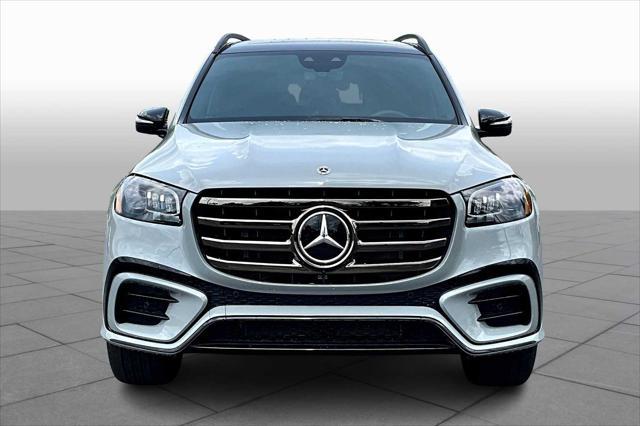 new 2025 Mercedes-Benz GLS 580 car, priced at $120,915