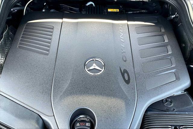 new 2025 Mercedes-Benz GLS 450 car, priced at $98,795