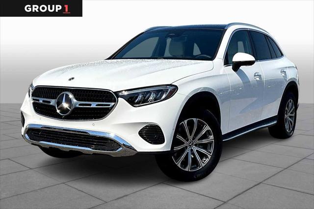 new 2025 Mercedes-Benz GLC 300 car, priced at $55,435