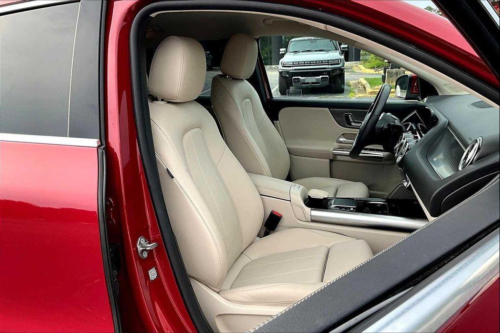 used 2022 Mercedes-Benz GLA 250 car, priced at $28,998