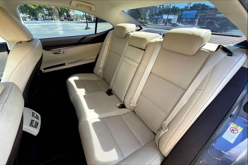 used 2017 Lexus ES 350 car, priced at $17,598