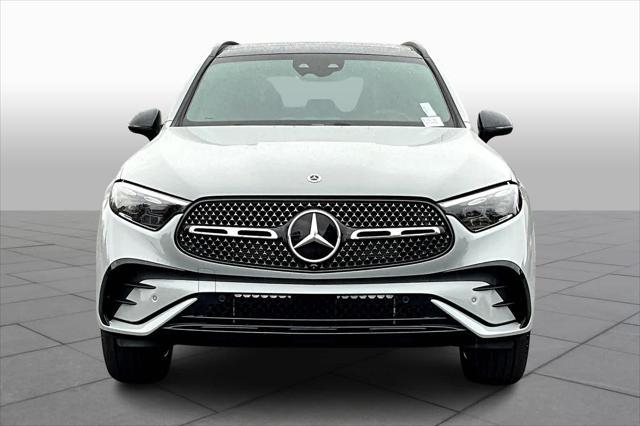 new 2025 Mercedes-Benz GLC 300 car, priced at $67,905