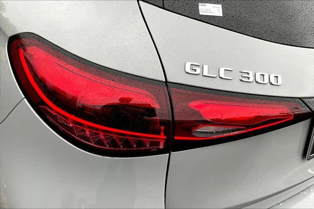 new 2025 Mercedes-Benz GLC 300 car, priced at $67,905