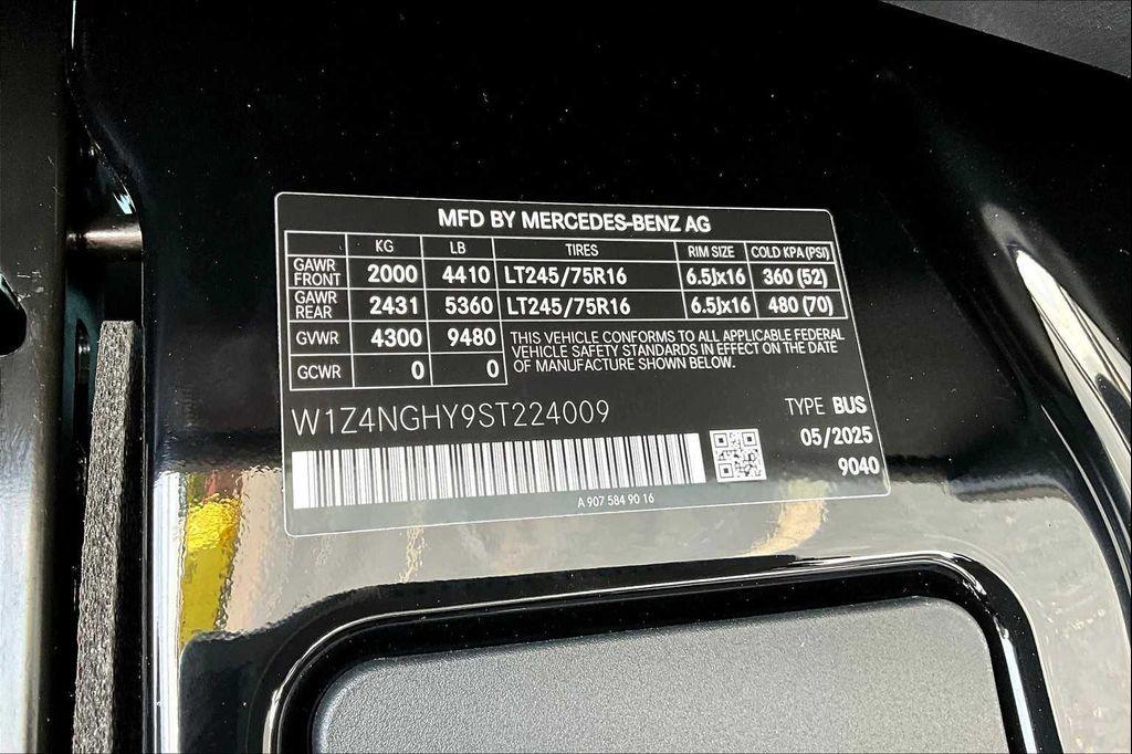 new 2025 Mercedes-Benz Sprinter 2500 car, priced at $77,669