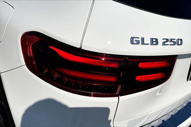 new 2025 Mercedes-Benz GLB 250 car, priced at $51,975