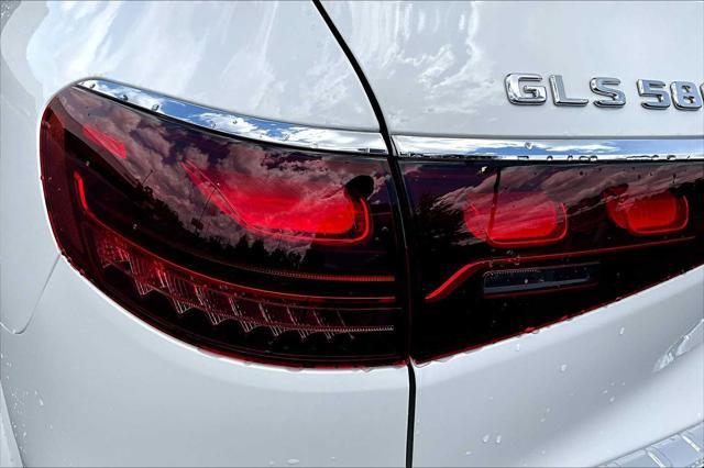 new 2025 Mercedes-Benz GLS 580 car, priced at $119,495