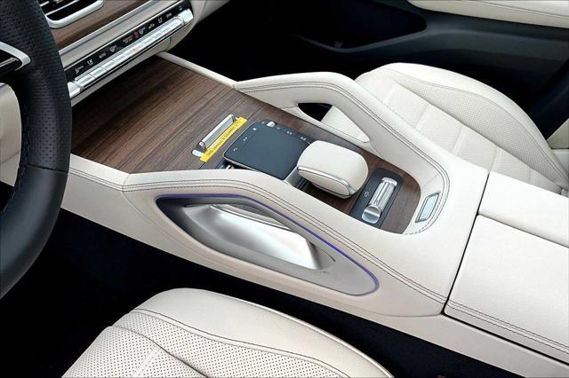 new 2025 Mercedes-Benz GLS 580 car, priced at $119,495
