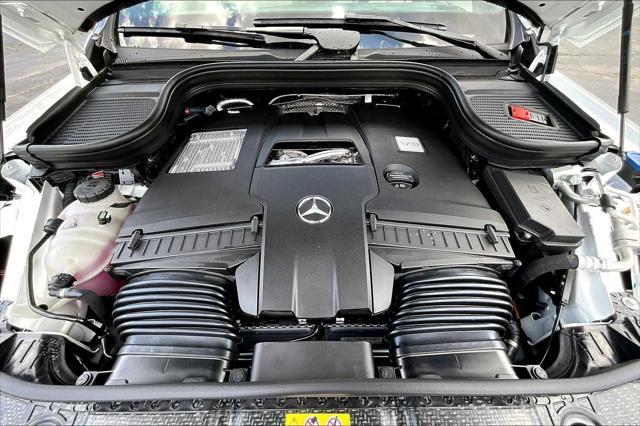 new 2025 Mercedes-Benz GLS 580 car, priced at $119,495
