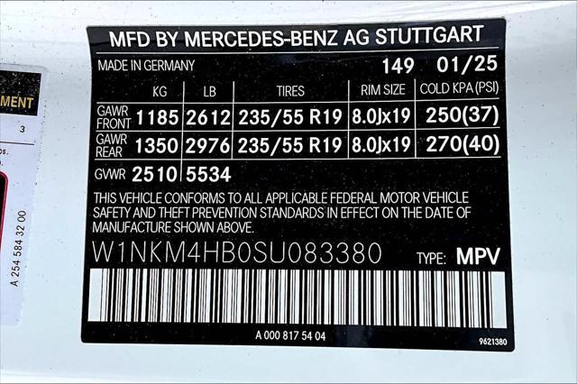 new 2025 Mercedes-Benz GLC 300 car, priced at $53,035