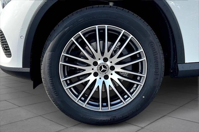 new 2025 Mercedes-Benz GLC 300 car, priced at $53,035