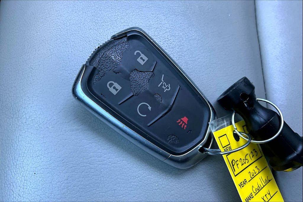 used 2023 Cadillac XT4 car, priced at $24,998