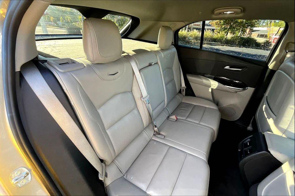 used 2023 Cadillac XT4 car, priced at $24,998