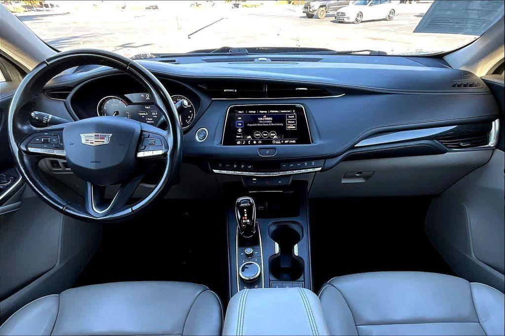 used 2023 Cadillac XT4 car, priced at $24,998