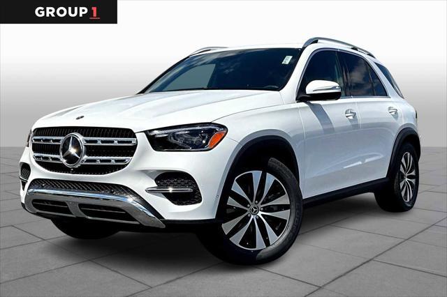 new 2025 Mercedes-Benz GLE 450 car, priced at $77,270