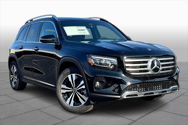 new 2025 Mercedes-Benz GLB 250 car, priced at $47,145