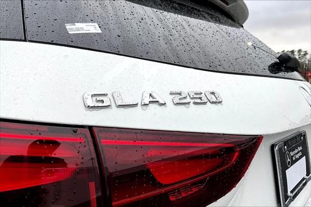 new 2025 Mercedes-Benz GLA 250 car, priced at $44,250