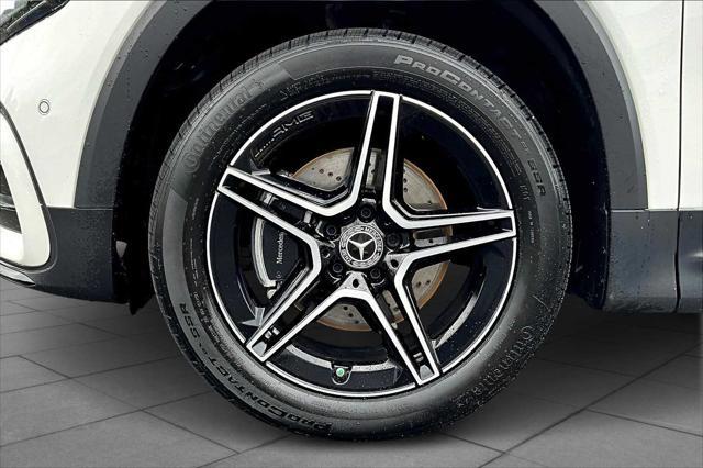 used 2025 Mercedes-Benz GLB 250 car, priced at $47,398