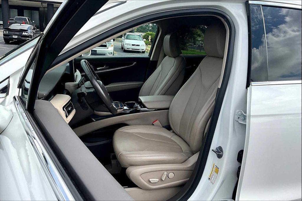 used 2022 Lincoln Nautilus car, priced at $33,798