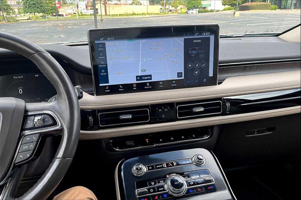 used 2022 Lincoln Nautilus car, priced at $33,798