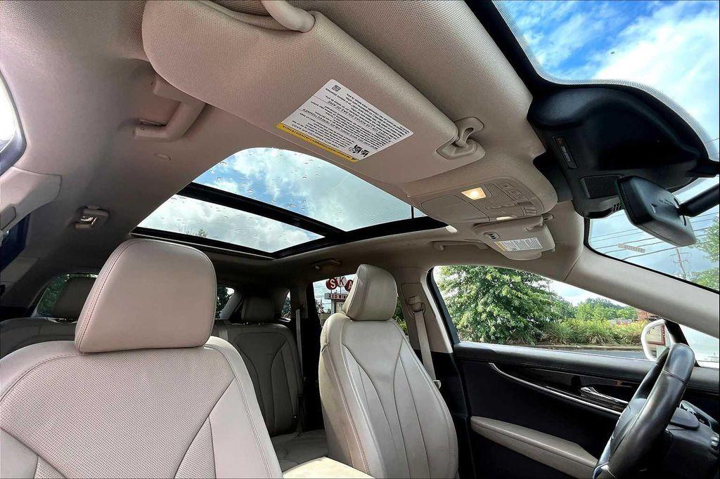 used 2022 Lincoln Nautilus car, priced at $33,798
