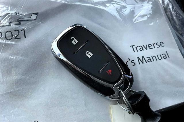 used 2021 Chevrolet Traverse car, priced at $24,998