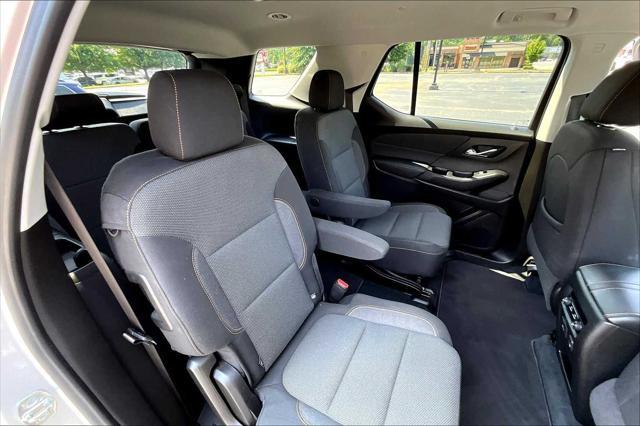used 2021 Chevrolet Traverse car, priced at $24,998