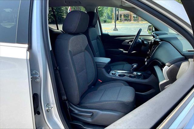used 2021 Chevrolet Traverse car, priced at $24,998