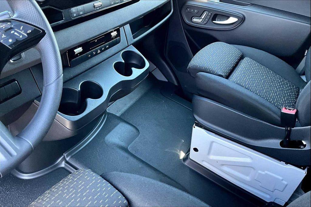new 2025 Mercedes-Benz Sprinter 2500 car, priced at $69,385