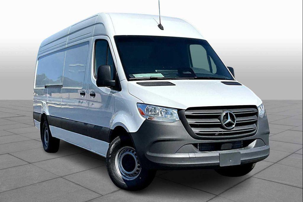 new 2025 Mercedes-Benz Sprinter 2500 car, priced at $69,385