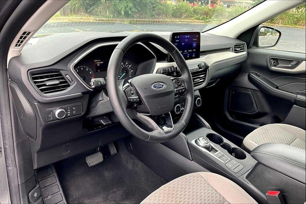 used 2022 Ford Escape car, priced at $21,498