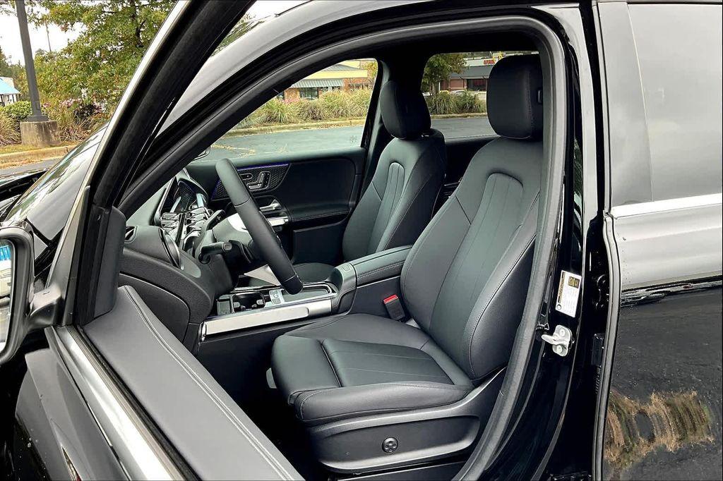 used 2025 Mercedes-Benz GLB 250 car, priced at $44,777
