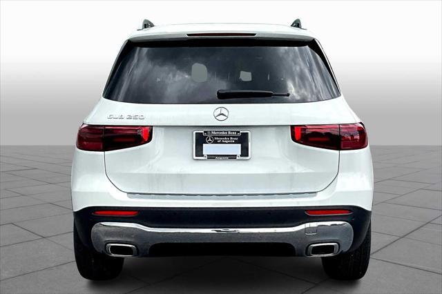 new 2025 Mercedes-Benz GLB 250 car, priced at $49,580