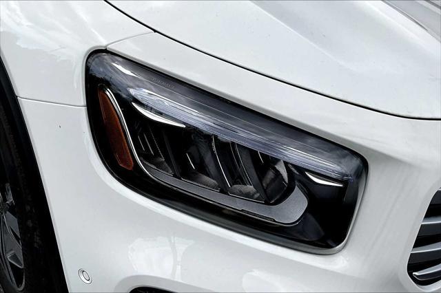 new 2025 Mercedes-Benz GLB 250 car, priced at $49,580
