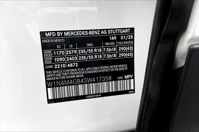 new 2025 Mercedes-Benz GLB 250 car, priced at $49,580