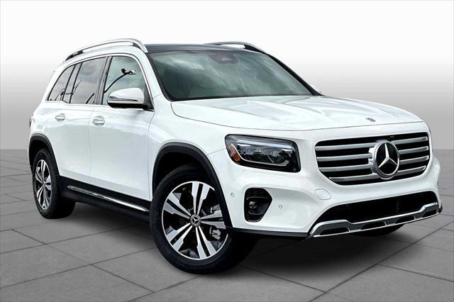 new 2025 Mercedes-Benz GLB 250 car, priced at $49,580