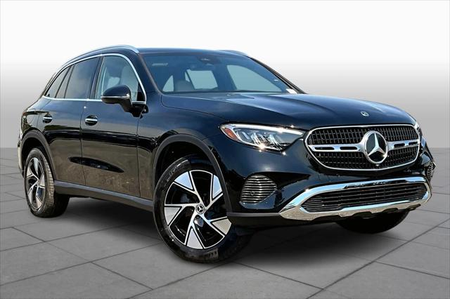 new 2024 Mercedes-Benz GLC 300 car, priced at $53,615