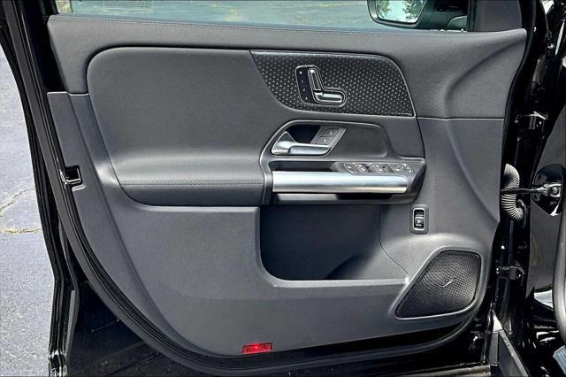 new 2025 Mercedes-Benz GLA 250 car, priced at $45,845