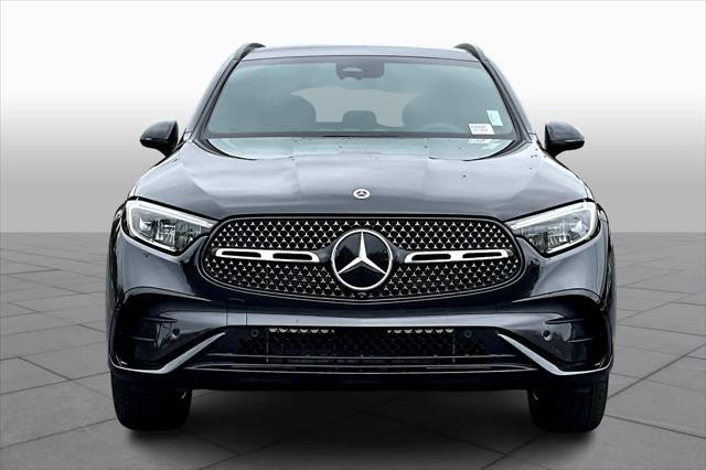 new 2025 Mercedes-Benz GLC 300 car, priced at $61,615